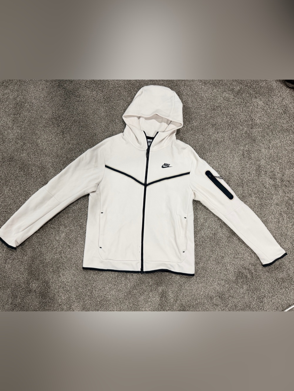 Nike Men’s Nike Tech Jacket
